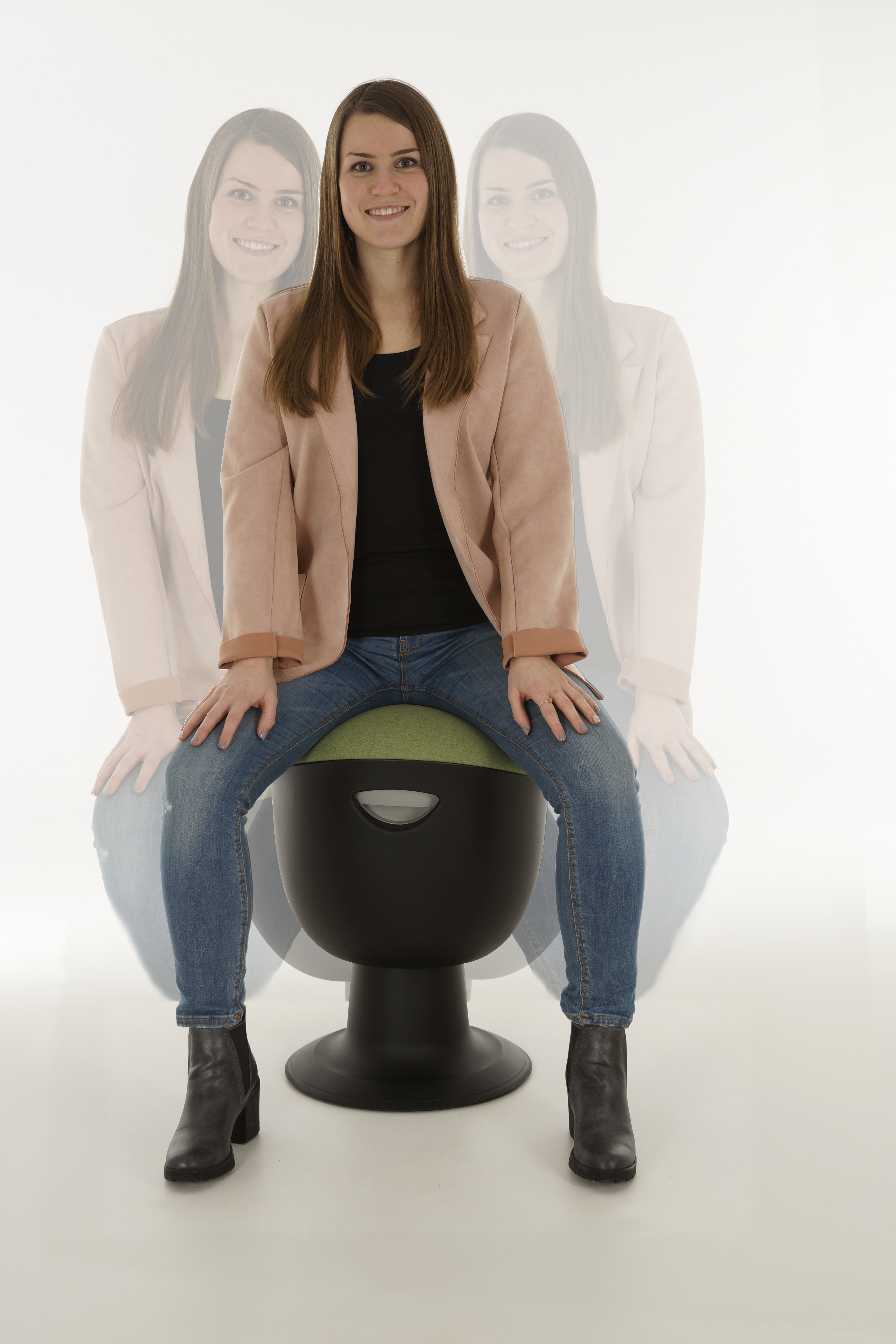 Bewegt-Hocker-I11135